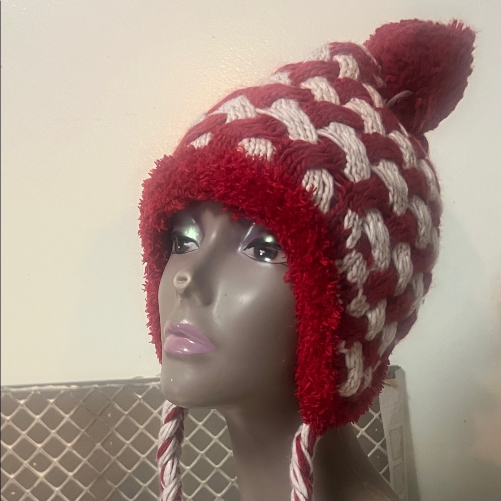 Red and White Knit Pom-Pom‎ Hat
